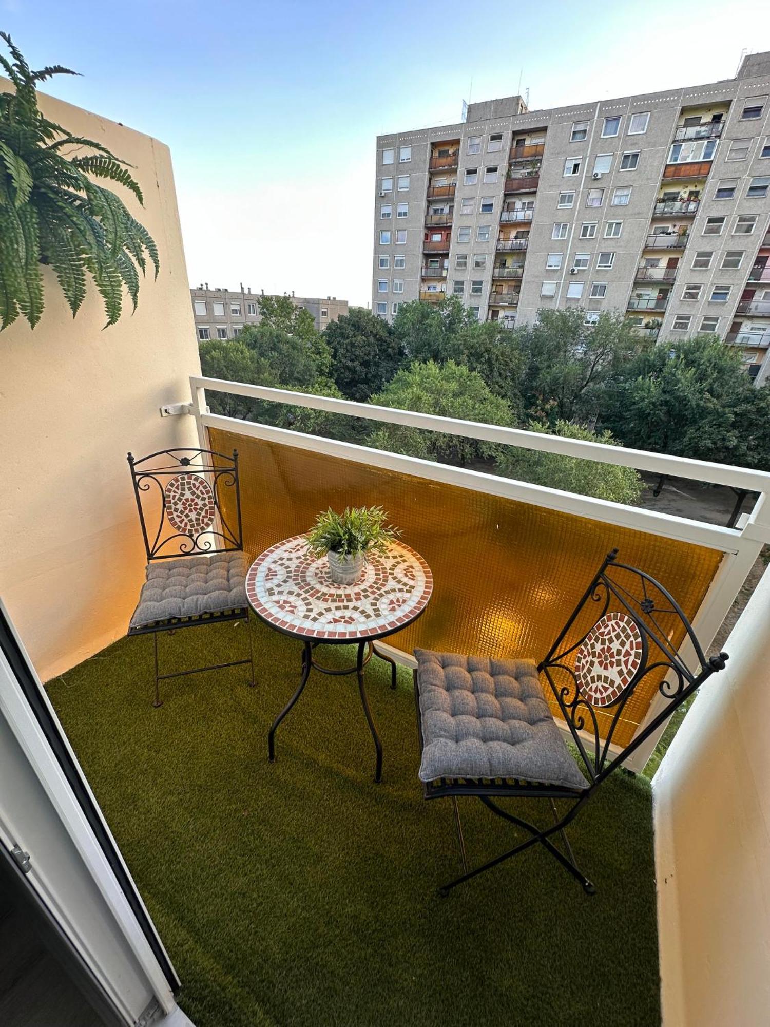 City Park Apartman Budapeste Exterior foto